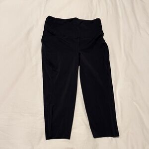 Lululemon size 6 Cropped High-Waisted Leggings